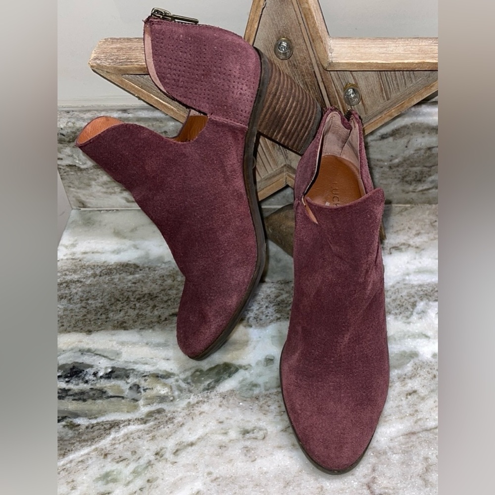 Lucky Brand POWE Suede Booties 7